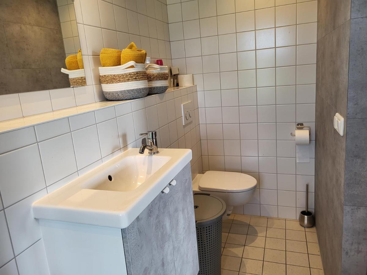 Slapen Aan De Voet Van De Molen Ovezande Eksteriør billede