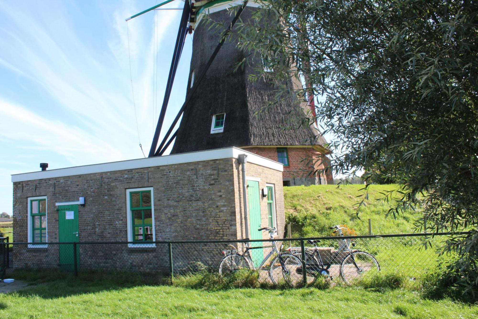 Slapen Aan De Voet Van De Molen Ovezande Eksteriør billede